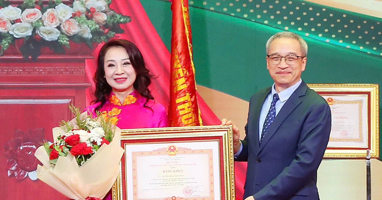 giam doc nha hat nghe thuat duong dai viet nam don tin vui 2867