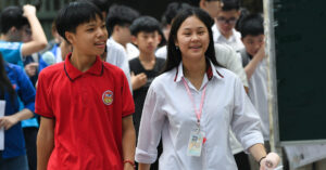 Giáo viên nói về đề thi Văn lớp 10 Hà Nội: Thú vị, giàu chất thơ, đậm hơi thở vùng cao 2 giao vien noi ve de thi van lop 10 ha noi thu vi giau chat tho dam hoi tho vung cao 953