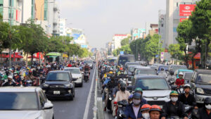 giao thong tren duong cong hoa ngay 14 5