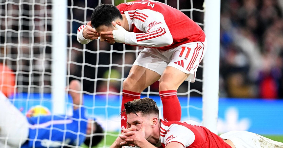 Gyokeres Lap Cu Dup Muon Arsenal Thang Hoanh Trang 20