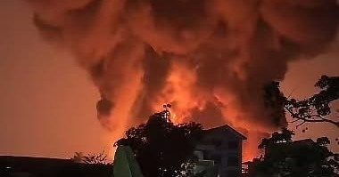 ha noi chay lon tai xuong chua son dung moi kem nhieu tieng no lon 2152