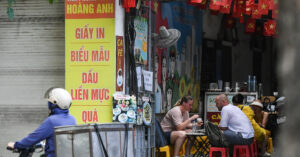 Lấn chiếm lòng đường, vỉa hè ở Hà Nội để bán hàng bị đề xuất phạt tới 6 triệu đồng 1 ha noi lan chiem long duong via he de ban hang bi de xuat phat toi 6 trieu dong 817