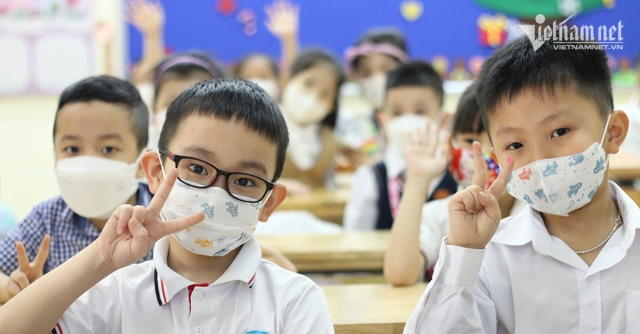 ha noi lan dau tien tuyen sinh mam non lop 1 va lop 6 theo noi cu tru 2380