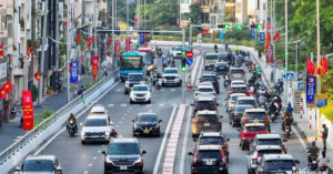 Ha Noi Rao Chan Duong Au Co Nghi Tam De Thi Cong Cau Tu Lien 2527