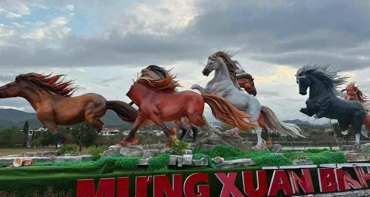 hai chau be dap pha cum linh vat ngua tri gia 400 trieu dong o quang tri 697