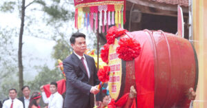 Hải Phòng tổ chức lễ khai bút Xuân Bính Ngọ tại đền thờ Chu Văn An 1 hai phong to chuc le khai but xuan binh ngo tai den tho chu van an 1341