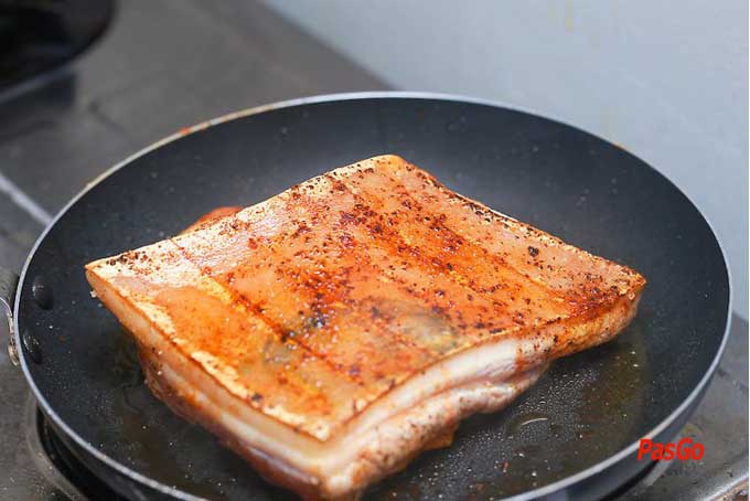 Mách Bạn Cách Làm Heo Quay Giòn Bì Ngon Ngất Ngây 3 Heo Quay Gion Bi3