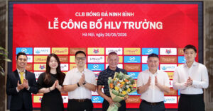 HLV Chu Đình Nghiêm chia tay CLB Hải Phòng, ký 3 năm với Ninh Bình 1 hlv chu dinh nghiem chia tay clb hai phong ky 3 nam voi ninh binh 852