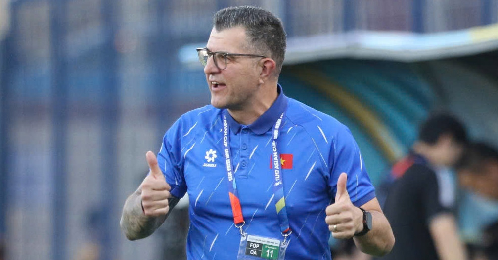 hlv cristiano roland noi thang ve con trai cua quang hai 2405