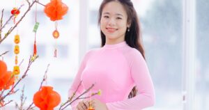 Hoa khôi Nét đẹp Thầy thuốc trẻ 2026: 'Bông hồng' nơi tuyến đầu cấp cứu 2 hoa khoi 2 1775492924272415328555 402 219 1865 2560 crop 17754941554432118661448