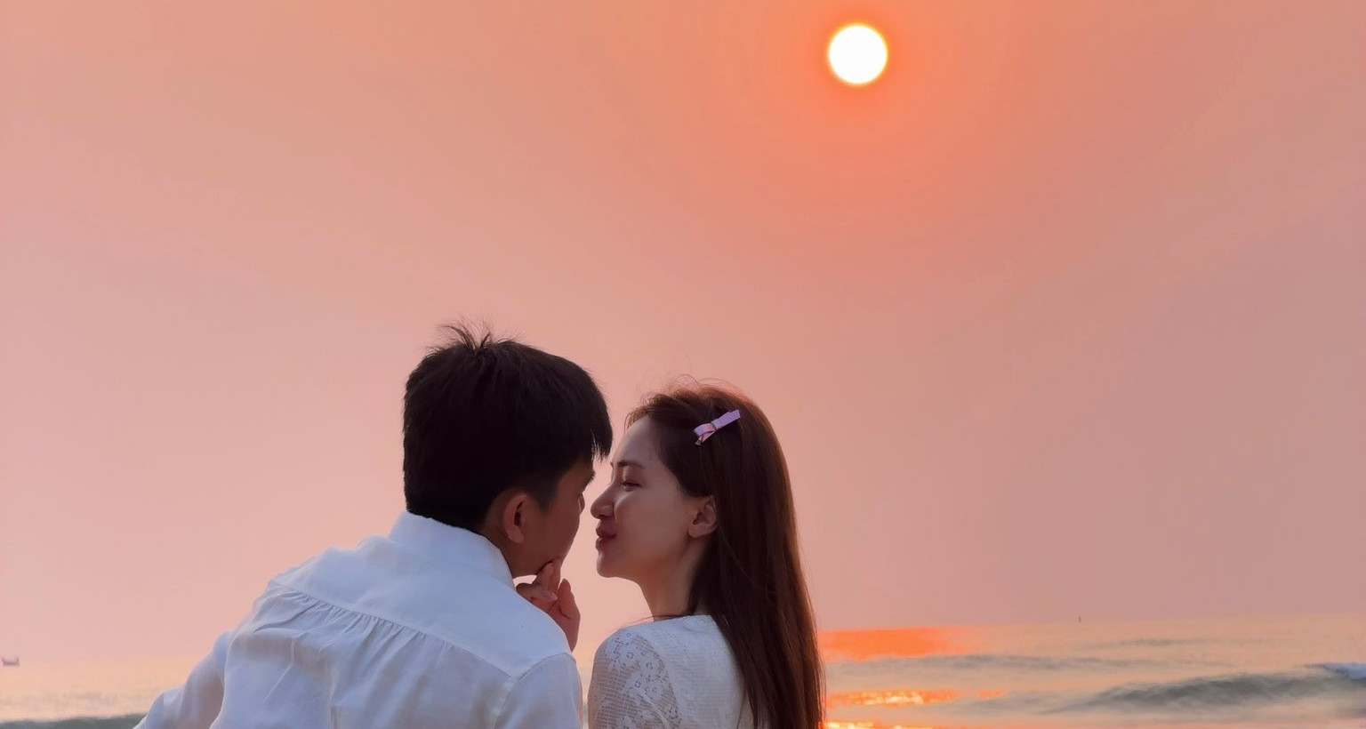 hoa minzy khoe hanh phuc ngot lim ben dai uy thang van cuong 207