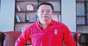 Học sinh nghịch ngợm về trường cũ tặng gần 400 tỷ đồng, lời phát biểu gây chú ý 1 hoc sinh nghich ngom ve truong cu tang gan 400 ty dong phat bieu xuc dong 792