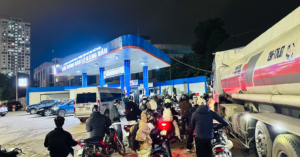 hon nua trieu luot tim kiem xe dien khi gia xang dau tang manh 22