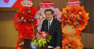 Chuyên gia chia sẻ kinh nghiệm chuẩn hóa chất lượng mô hình y học gia đình 1 huy1 17791836733821776913162 60 21 1227 1888 crop 17791837008722076522112