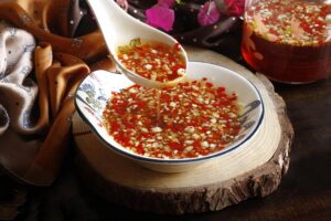 Cách pha nước chấm chua ngọt tỏi đậm đà, ớt nổi lên đẹp mắt 2 img2748 1659