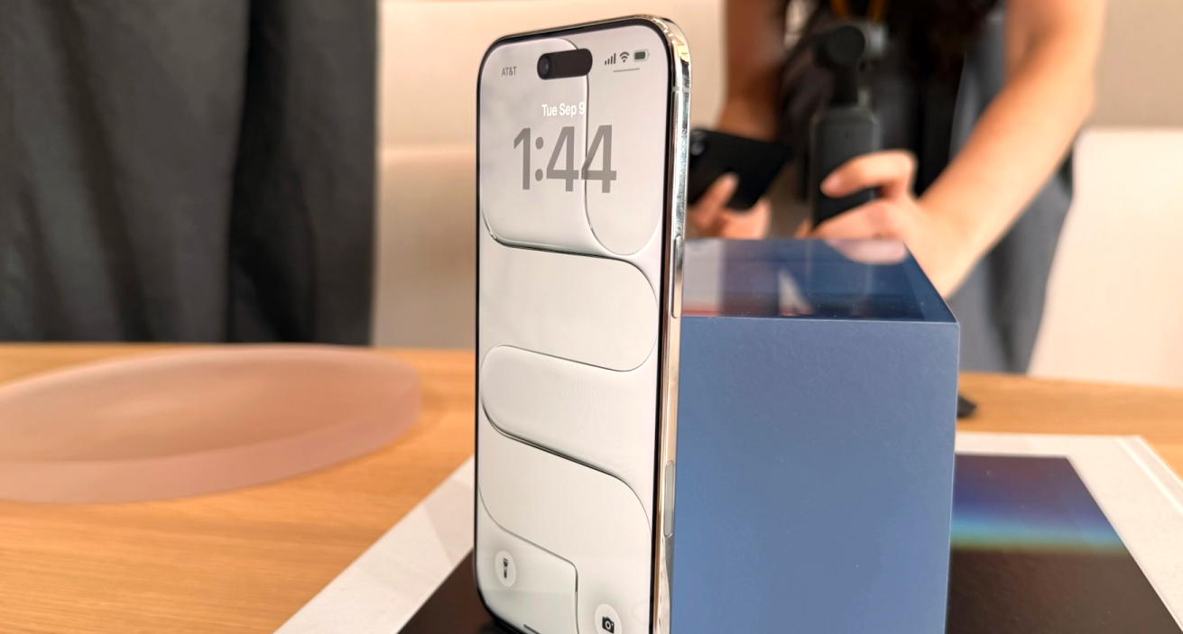 iphone air khien ca doi thu cung nga dau 582