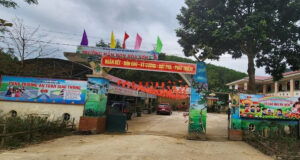 ke khong so tre an trua nhan tien tu thien hieu truong va hieu pho bi ky luat 1709