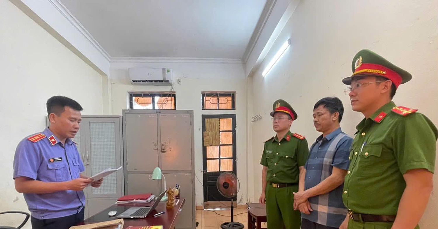 khoi to doi tuong thu mua lon nhiem dich ban cho co so giet mo 3980