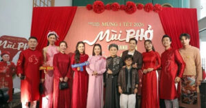 Khong Chi Lam Dao Dien Minh Beta Con The Hien Ost Cho Phim Mui Pho 414