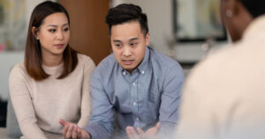 Khong Hieu Sao Chong Toi Che Cua Cho La Cua No Moi Khi Bo Me Chong Cho Nha Cua Cho Tien A496704Fb098