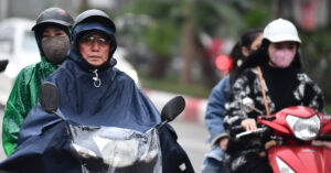 Không khí lạnh tràn về đêm nay, nhiệt độ miền Bắc giảm như thế nào? 2 khong khi lanh tran ve dem nay nhiet do mien bac giam nhu the nao 1743