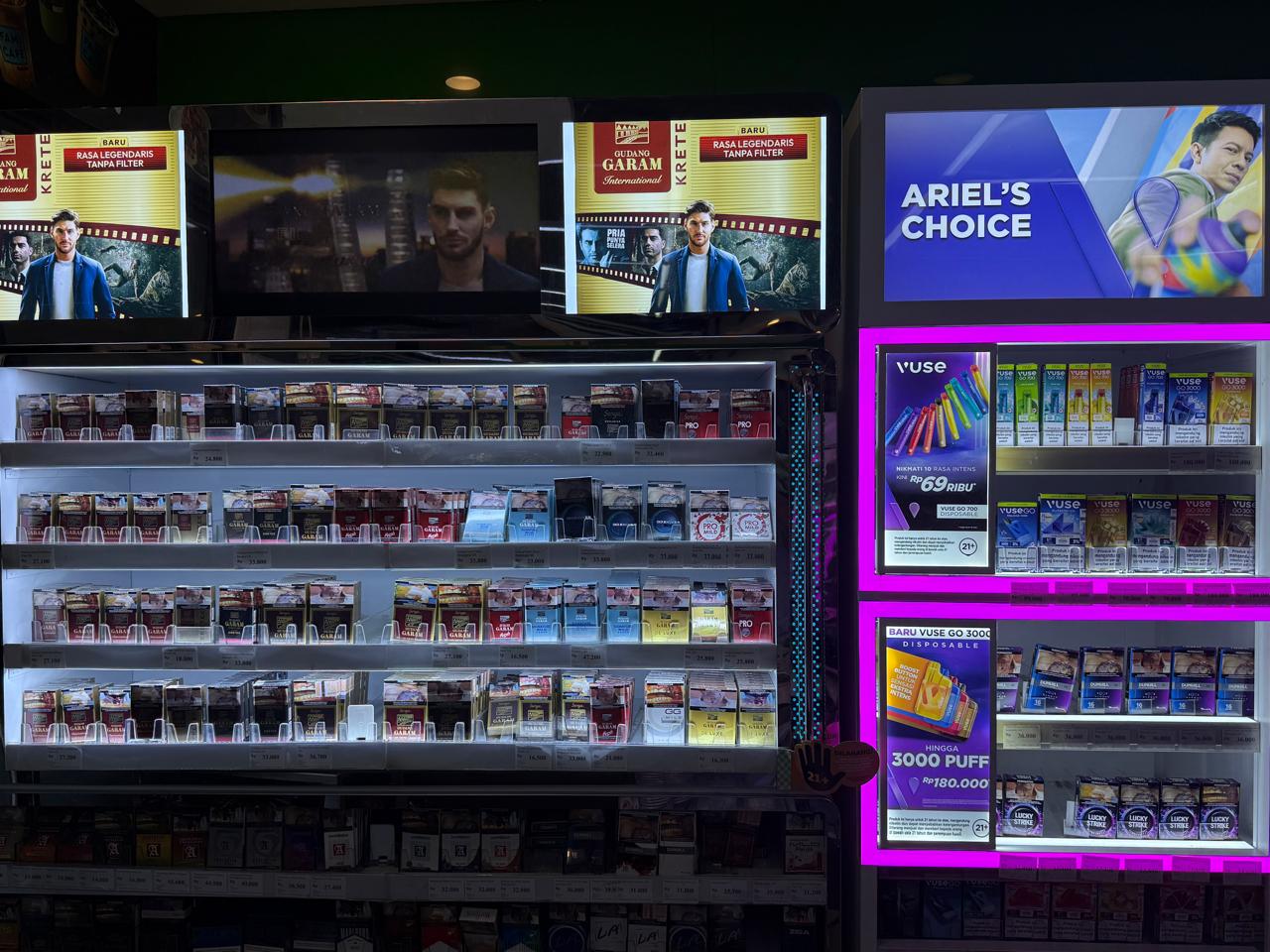 khu vuc ban thuoc la tai mot sieu thi o jakarta indonesia vov
