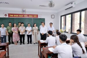 kiem tra thi tot nghiep 2