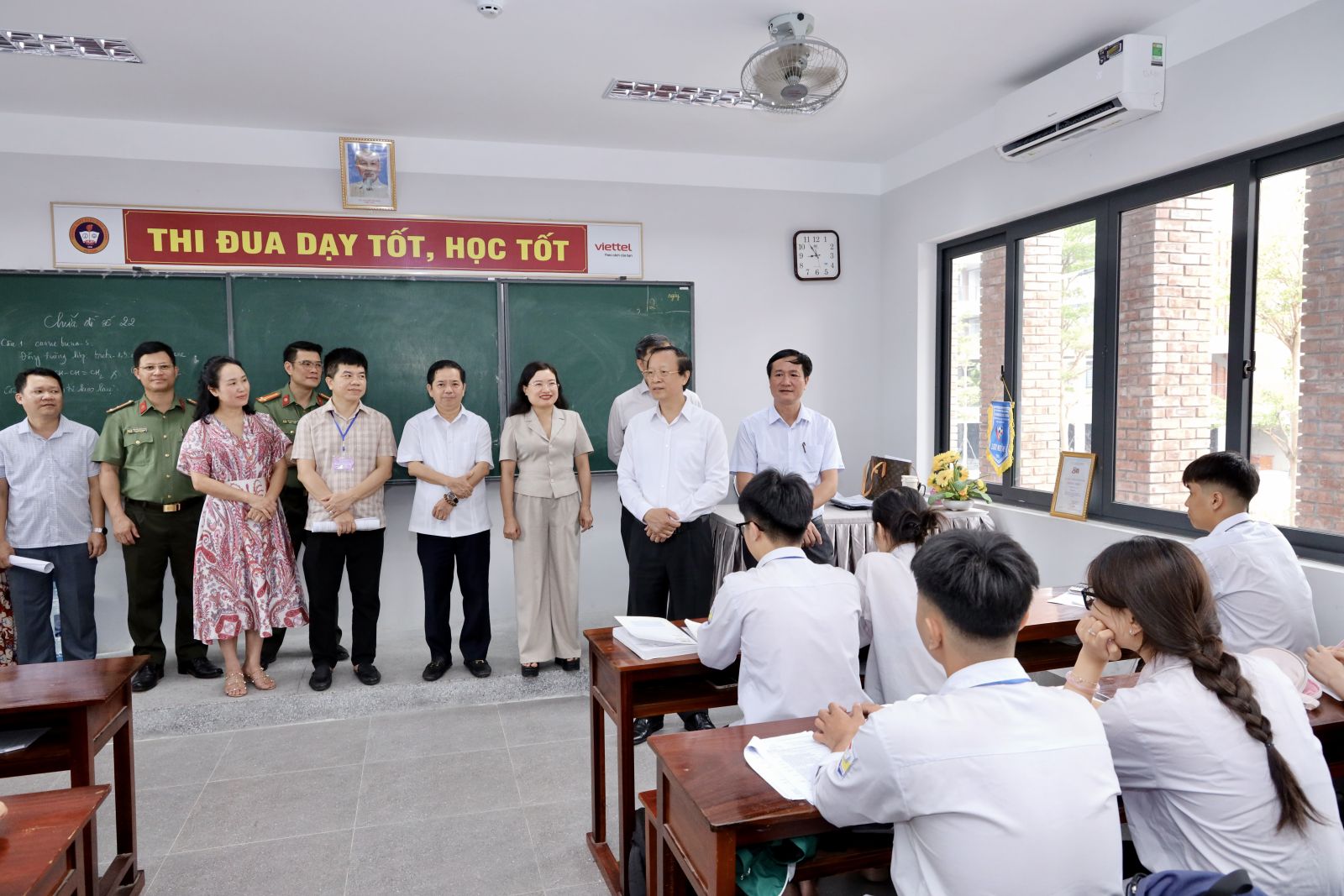 kiem tra thi tot nghiep 2