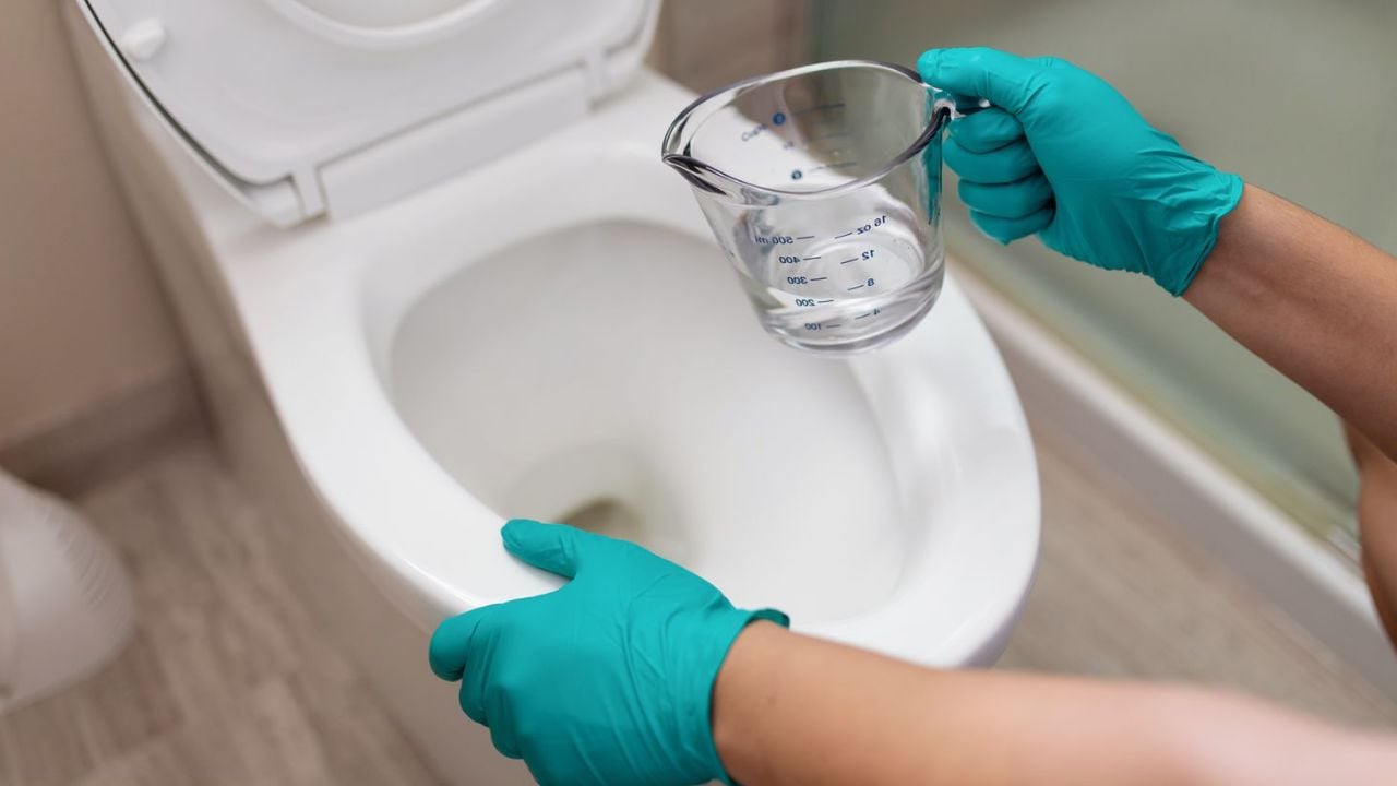 lam sach bon bang loai nuoc nay vua diet khuan vua sang bong nhu moi khong can thuoc tay 224930