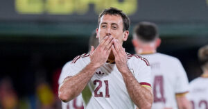 lamine yamal bi lu mo tay ban nha van dai thang 118