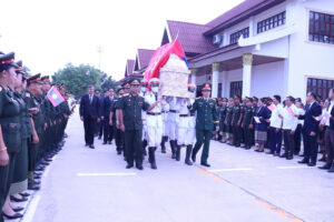 lao5