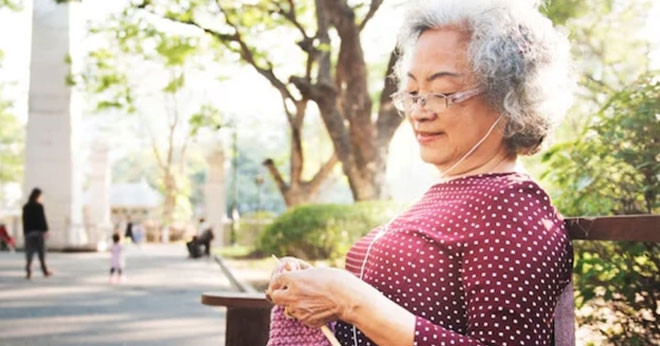 lay lai luong huu cua minh sau nhieu nam chu cap con trai noi mot cau khien toi nhin ro long con 933