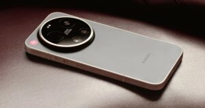 leitzphone leica design 1772282357633817045853 250 394 1215 2237 crop 1772282563381227404034