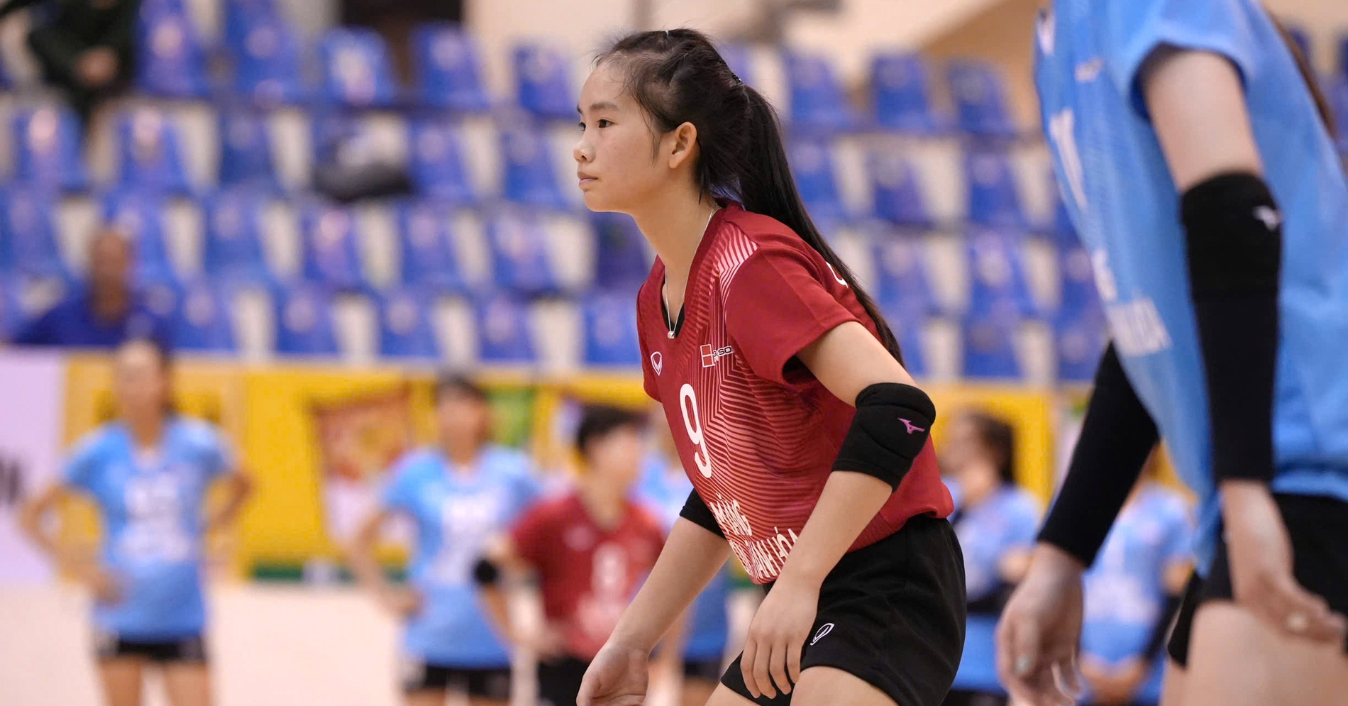 libero 14 tuoi gay sot o cup bong chuyen hoa lu len u18 viet nam 2629