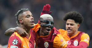Liverpool Thua Be Bang Tren San Galatasaray 117