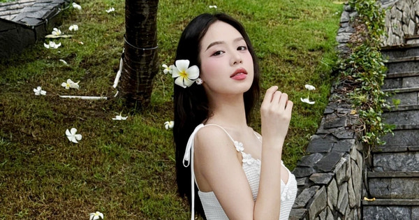 Lo Bang Chung Hoa Hau Thanh Thuy Dang Hen Ho Sao Nam 8X C98Cd8D01E7140E1Bfcb3Df00Bef5313 680