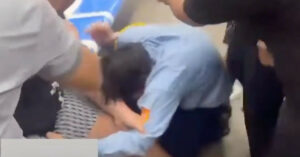 Lo Nguyen Nhan Bao Ve Metro Ben Thanh Suoi Tien Bi Khach Hanh Hung 298.Webp