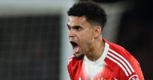 luis diaz ke noi loan giup bayern munich mo cup c1 352