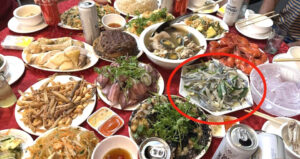 Mam Co Dam Cuoi O Quang Ninh Gay Sot Khach Ngo Ngang Khi Thu Mon Giun Xao 1331