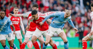 man city dau arsenal phao thu hoang loan truoc chung ket 566