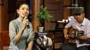 Kỷ Niệm Nào Buồn - Cô Giáo Hồng Phấn Trở Lại Cùng Guitar Lâm Thông | Caffe Đất Việt - Bolero Mái Lá Maxresdefault 1271