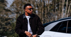 mbappe cap nhat nong len tieng vu bac si real madrid kham nham chan 272