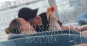 Mbappe Hon Ban Gai Moi O Quan Bar Lo Moi Quan He 3 Nguoi 388