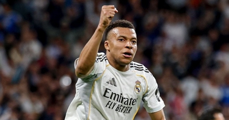 mbappe lanh lung noi 6 tu sau tran real madrid 1 2 bayern 428