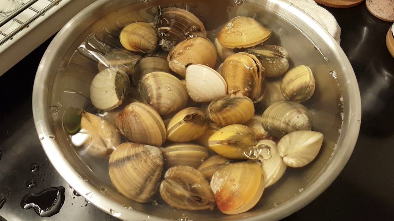 meo lam ngao nha sach cat chi mat 15 phut 234726