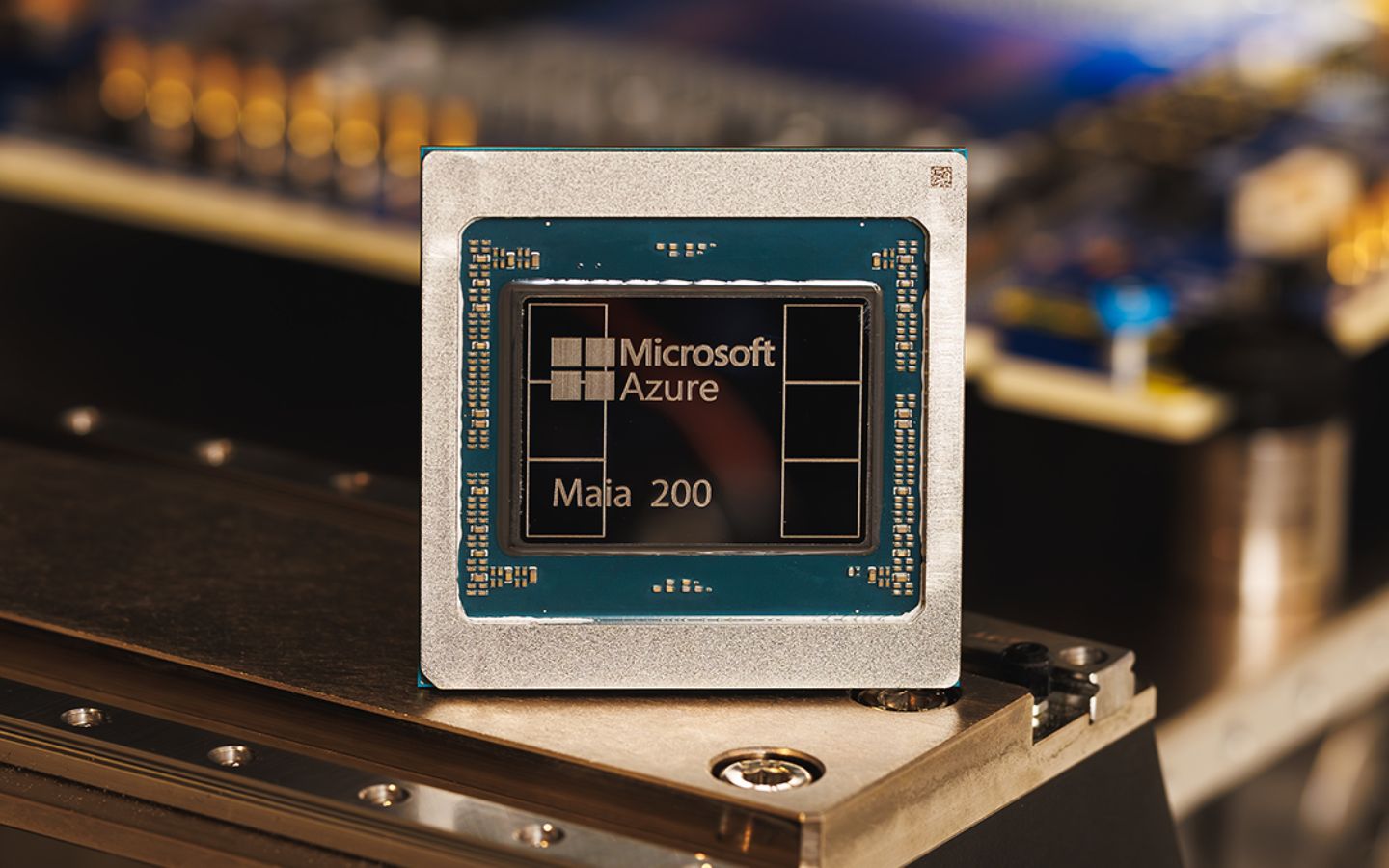 Microsoft Ra Mat Chip Maia 200