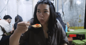 Mon An Trong Ngo Hep Ha Noi Khien Khach Tay Me Man Khen Dang Thu Ngay Mua 3088