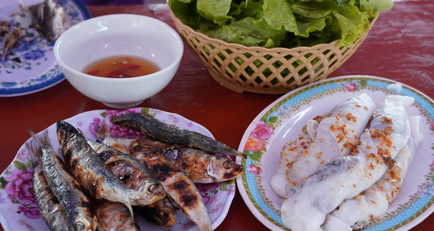 mon ngon ben den thieng xu nghe khien du khach an mot lan nho mai 2512