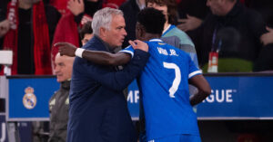 Mourinho mỉa mai UEFA và trọng tài sau thẻ đỏ trận Real Madrid 1 mourinho mia mai uefa va trong tai sau the do 530