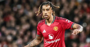 mu khung hoang hang thu nghiem trong 587